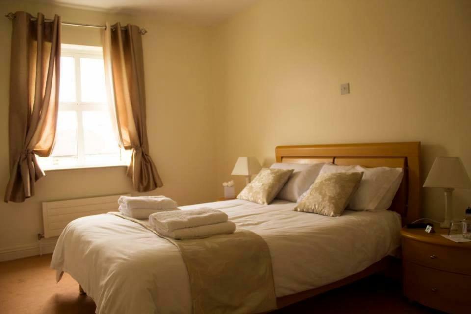 Mulberry Lodge Guest House Ballyhaunis Exterior foto